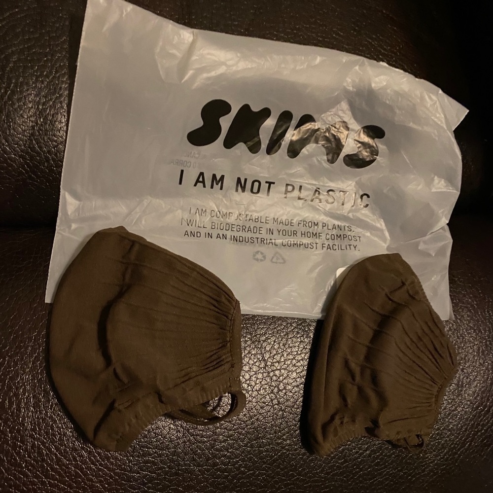 SOLD!! Kim Kardashian two cocoa skims face mask